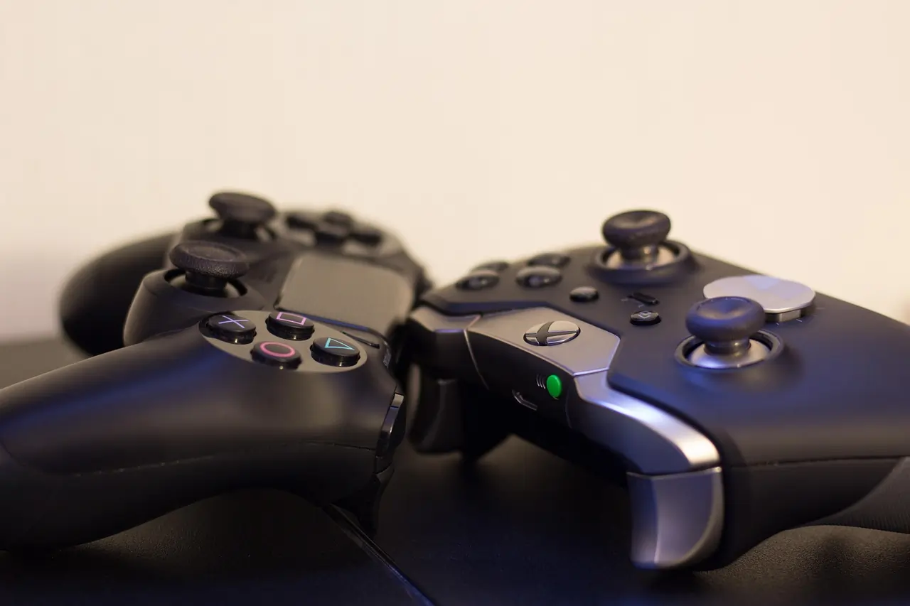 Xbox or PlayStation: Who is the Best in 2025